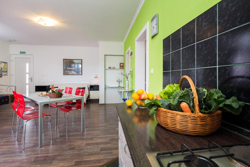 Apartment 1 (2+3), Villa Nada - Vinišće