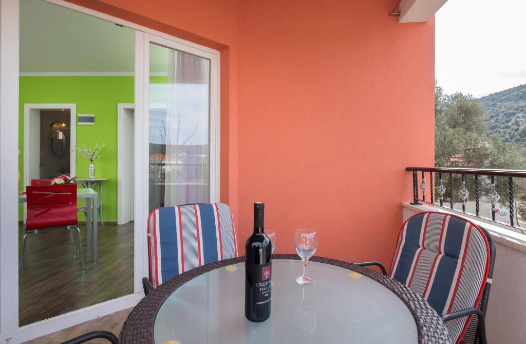 Apartment 1 (2+3), Villa Nada - Vinišće