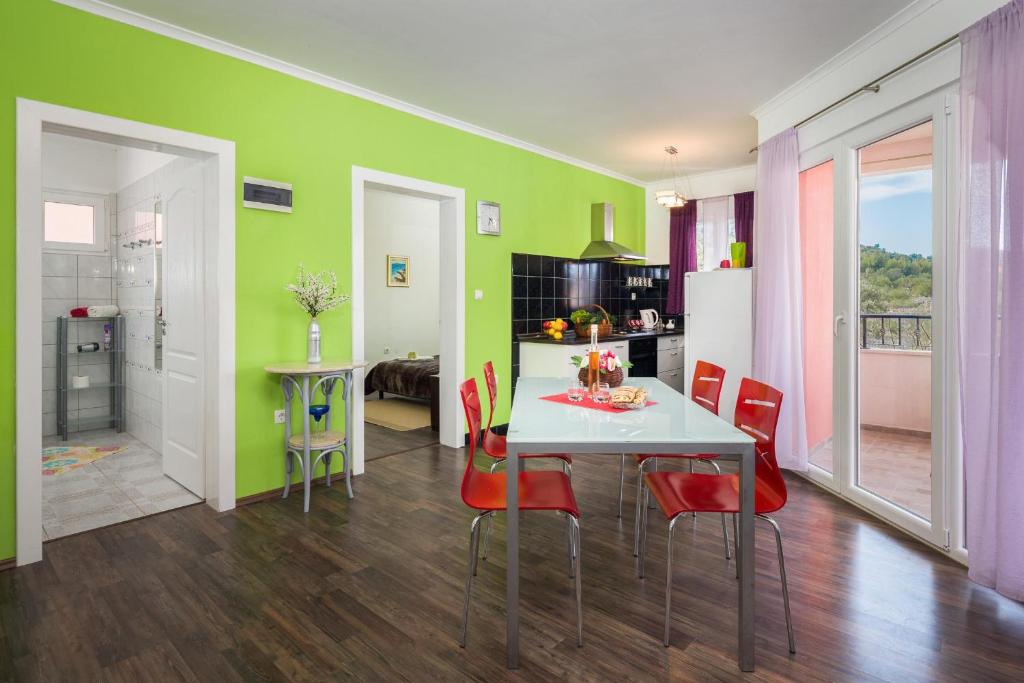 Apartment 1 (2+3), Villa Nada - Vinišće