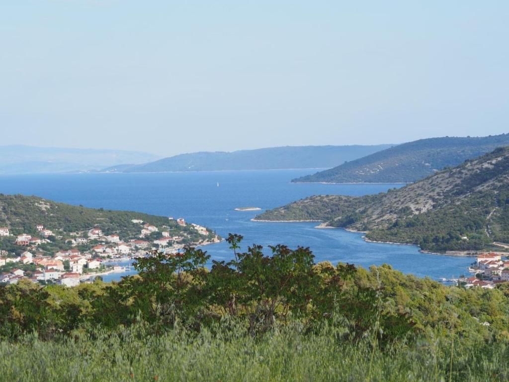 Apartment 2 (2+3), Villa Nada - Vinišće