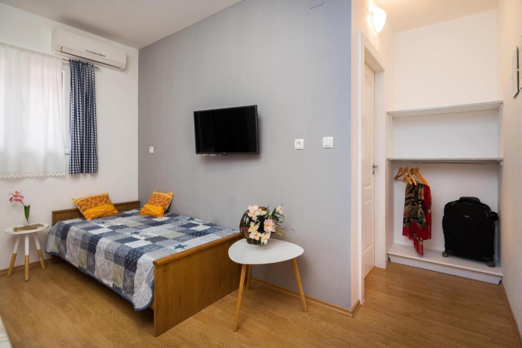 Apartment 2 (2+3), Villa Nada - Vinišće