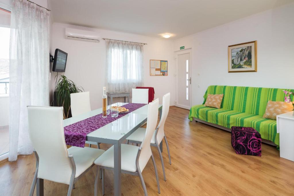 Apartment 3 (4+2), Villa Nada - Vinišće