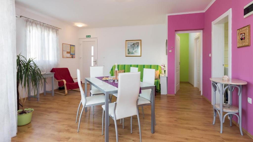 Apartment 3 (4+2), Villa Nada - Vinišće